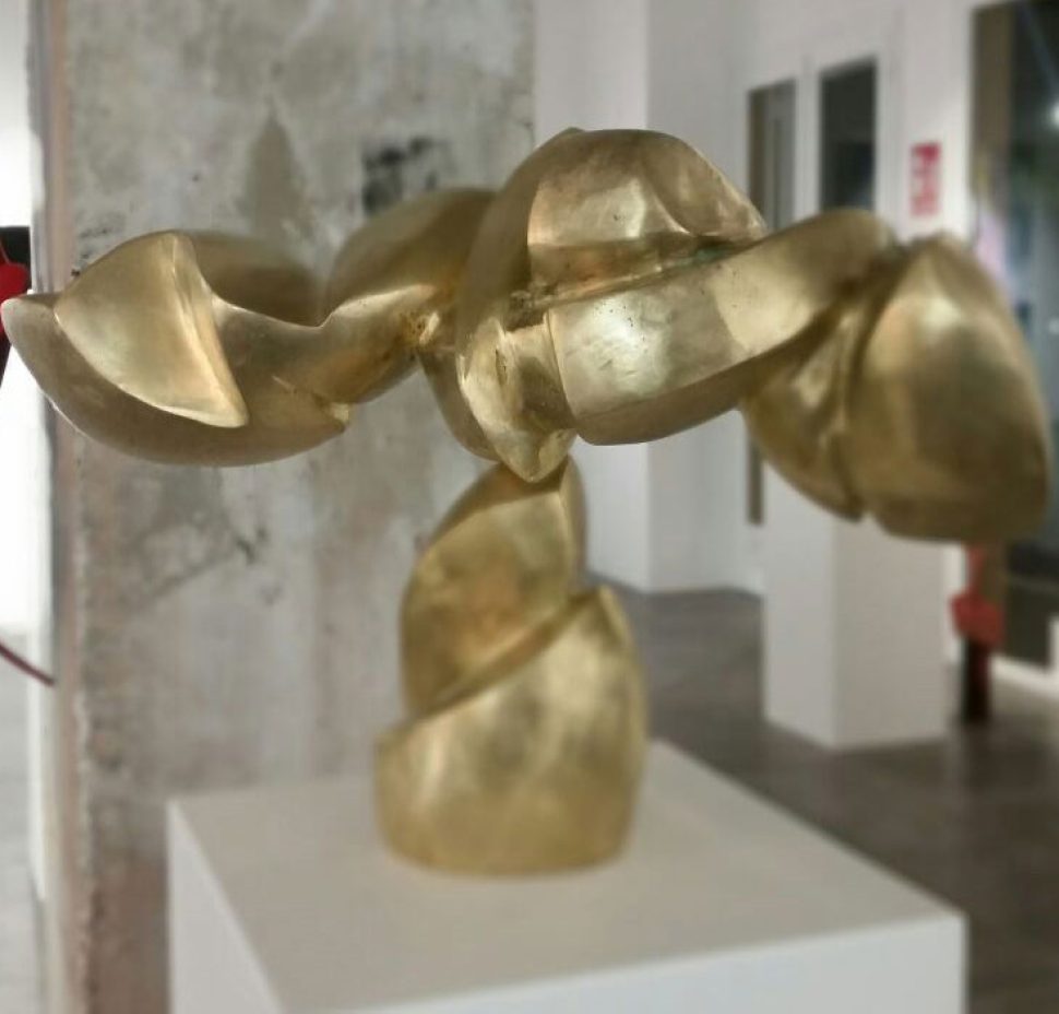 Patrick Fossey escultura en venta: Despliegue